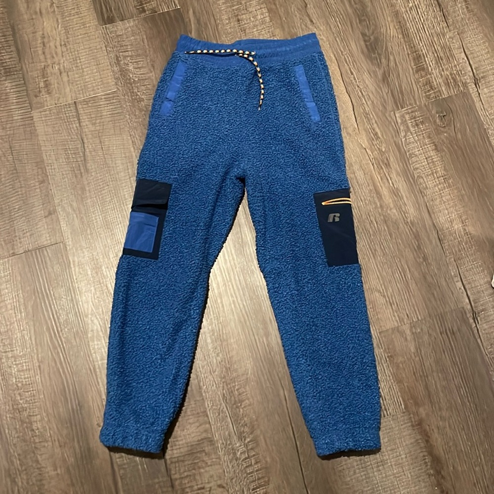 Russell Joggers - fuzzy texture with multiple pockets - blue - size large 10-12
